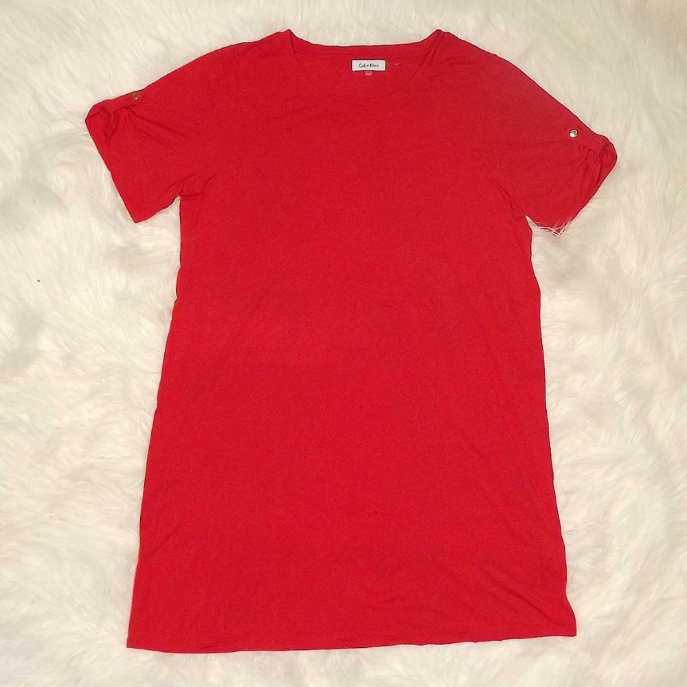 Calvin Klein red short-sleeved t-shirt dress